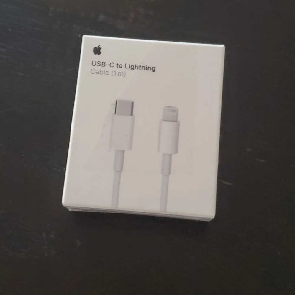 Apple Lightning to USB-C Cable (1 m)